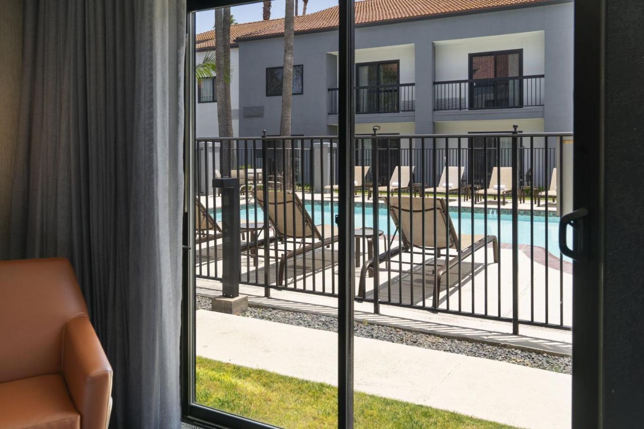 Courtyard By Marriott Los Angeles Hacienda Heights Orange County Exterior foto